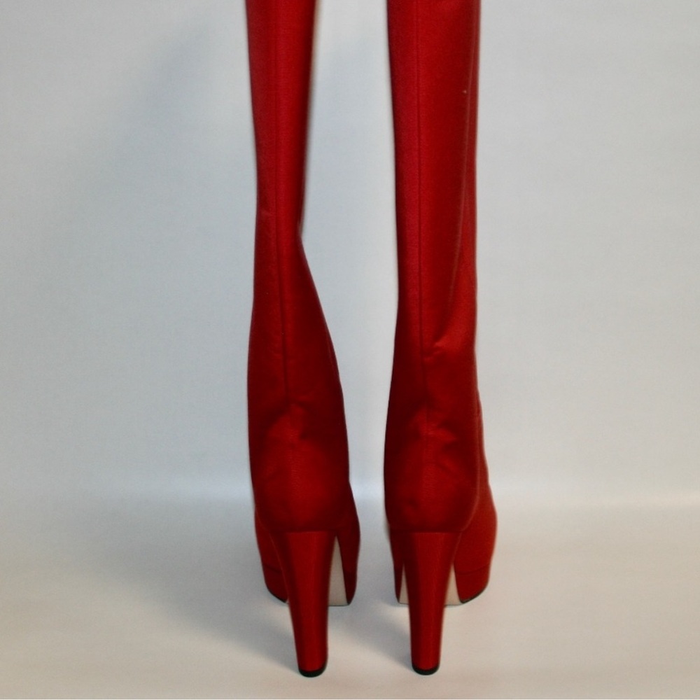 Gucci Ribbed Fabric Larius Platform Knee High Boots‎ Shoes - Picture 3 of 6